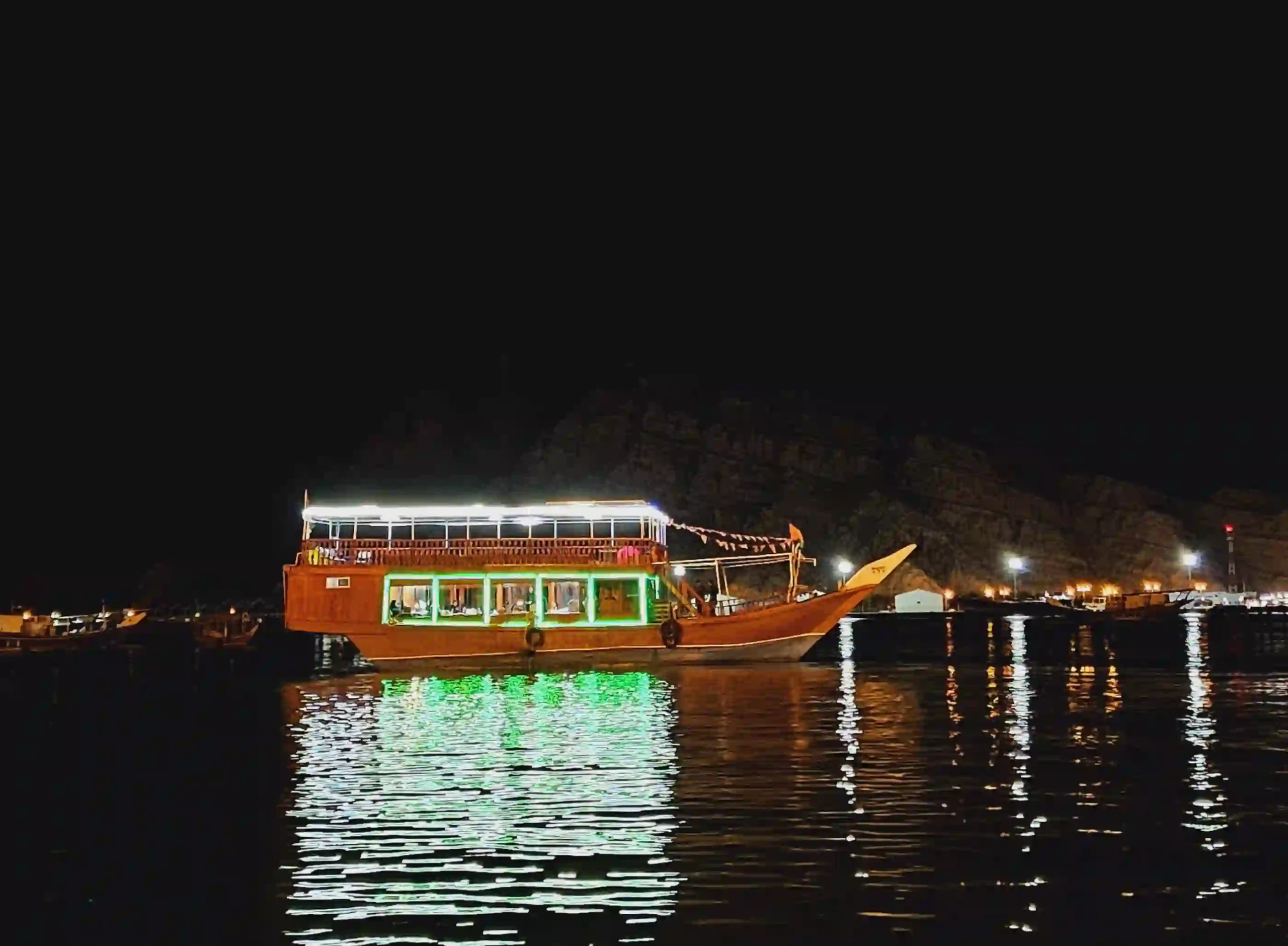 Dinner Cruise - Musandam Island Tours (7)